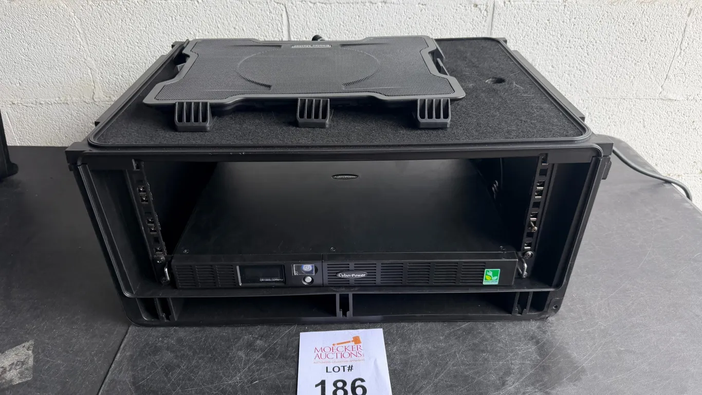 SKB STUDIO FLYER TSA 002 PORTABLE RACK CASE