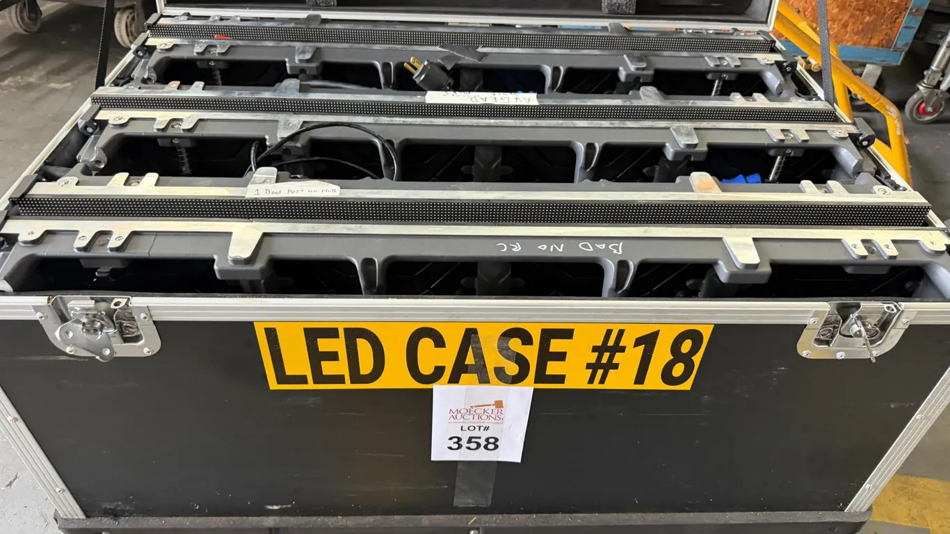 CHIPSHOW OUTDOOR LED HIGH-BRIGHTNESS DISPLAYS
