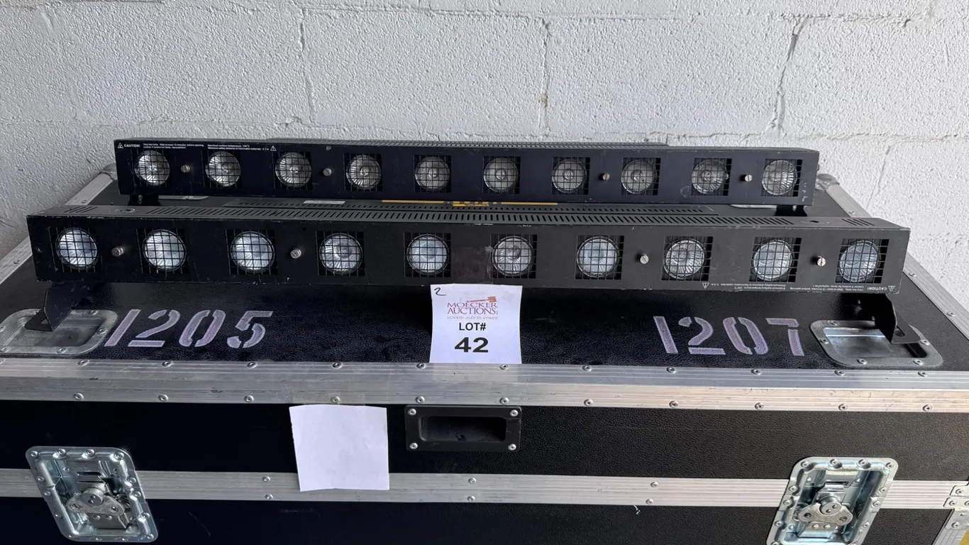 SHOWTEC SUNSTRIP ACTIVE STAGE-LIGHTING BARS