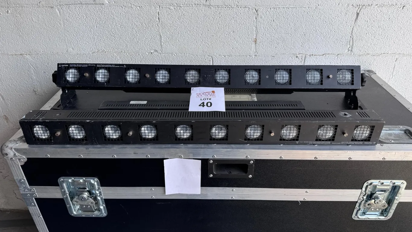 SHOWTEC SUNSTRIP ACTIVE STAGE-LIGHTING BARS