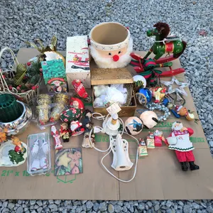 Christmas Ornaments & Decorations