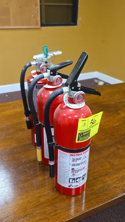 Kidde and Buckeye dry chemical fire extinguishers. Includes (2) Kidde and (1) Buckeye 5 HI SA40 ABC multipurpose units. Rated classification 3-A:40-B: