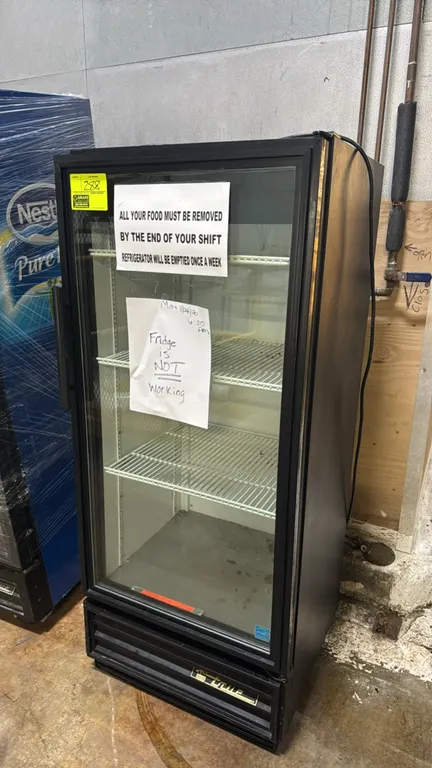 True GDM-10-58-LD self-contained refrigerated glass door merchandiser. Features a single hinged glass door, (3) adjustable wire shelves, and LED inter
