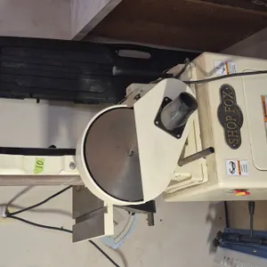 SHOP FOX BELT SANDER WITH TILTING HEAD.