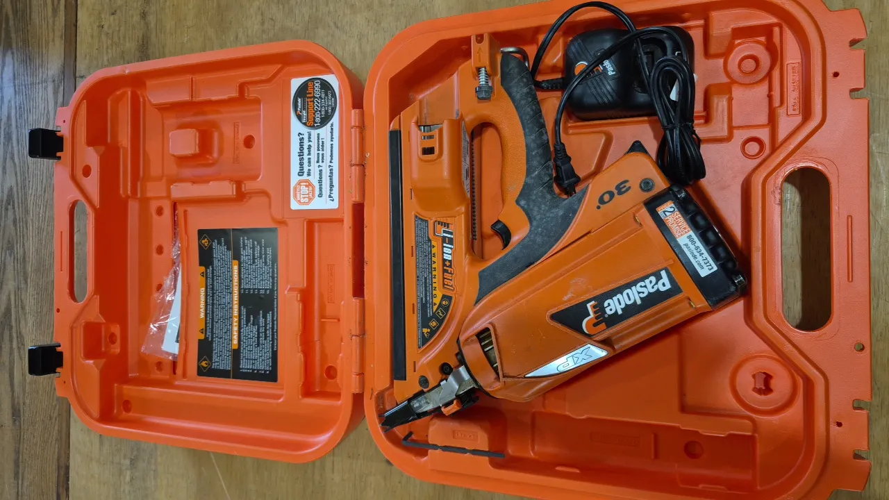 PASLODE CORDLESS FRAMING NAILER