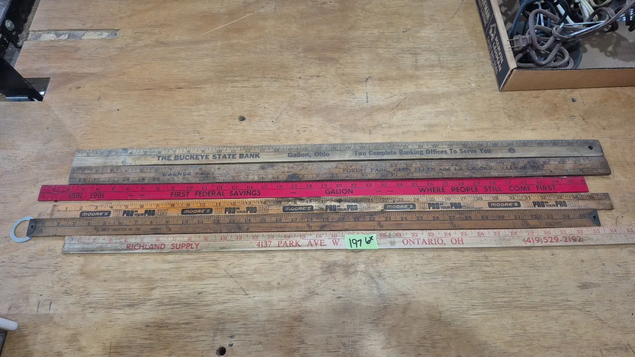 ASSORTED ADVERTISING YARD STICKS