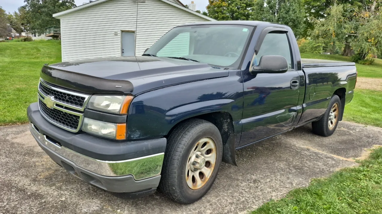 2006 Chevrolet Silverado 1500 Regular Cab. 177,000 miles.