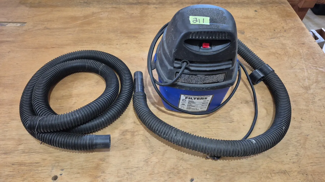 1.5 HP SHOP VAC