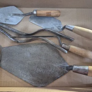MASONRY TROWELS