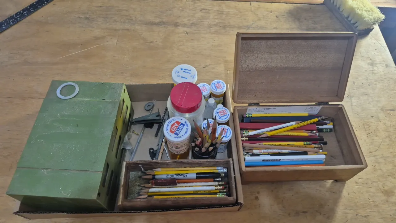 ORGANIZER WITH CONTENTS AND PENCILS GALORE