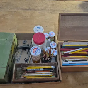 ORGANIZER WITH CONTENTS AND PENCILS GALORE