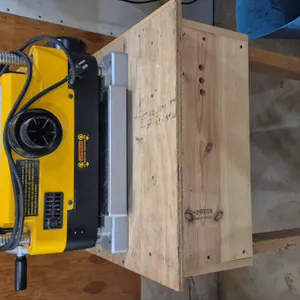 DEWALT 13" PLANER