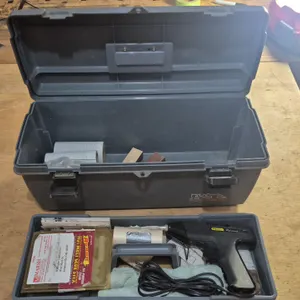 HOT GLUE GUN AND GLUE STICKS