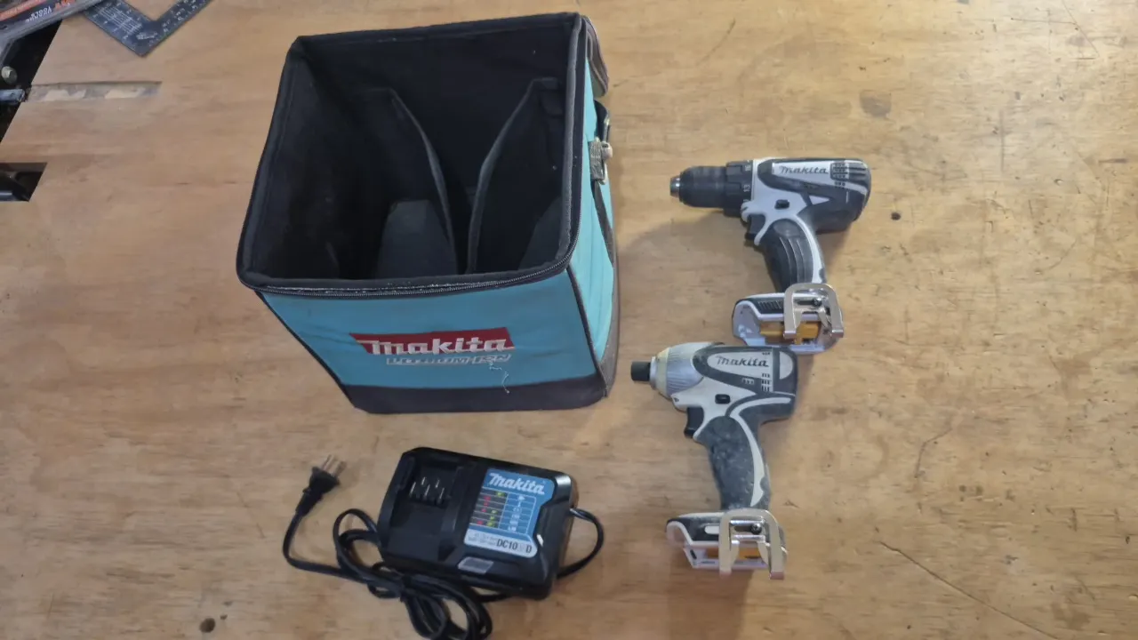 MAKITA DRILL AND DRIVER SET. TOOLS ONLY WITH CHARGER