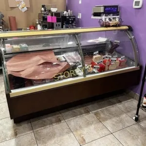 Refrigerated Deli Case