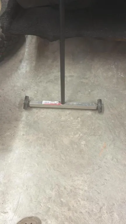 ROLLING MAGNET