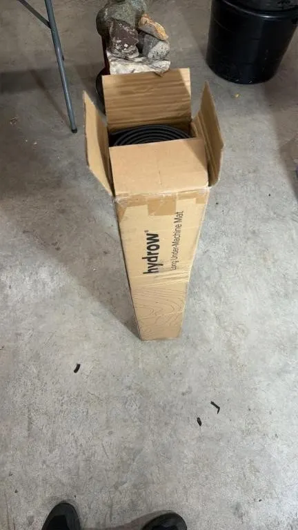 Hydrow Long Under-Machine Mat
