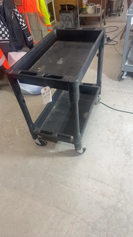 PLASTIC UTILITY CART
