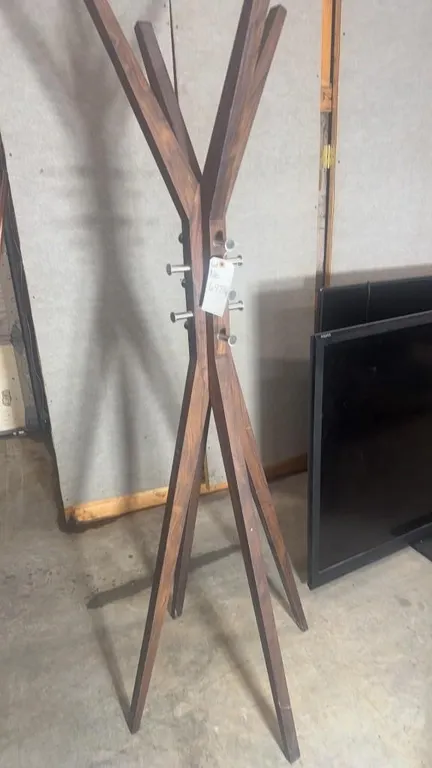 COAT RACK