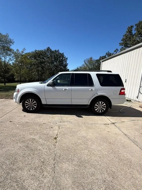 2017 FORD EXPEDTION XLT 4X4 W/ LEATHER RUNS GOOD