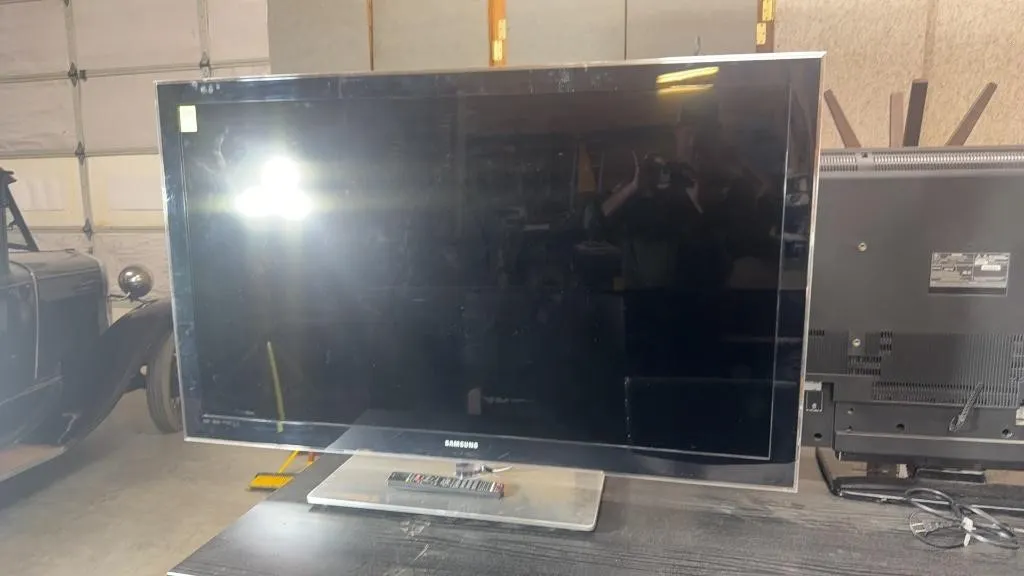 TV
