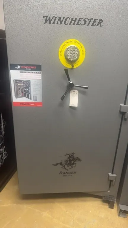WINCHESTER GUN SAFE