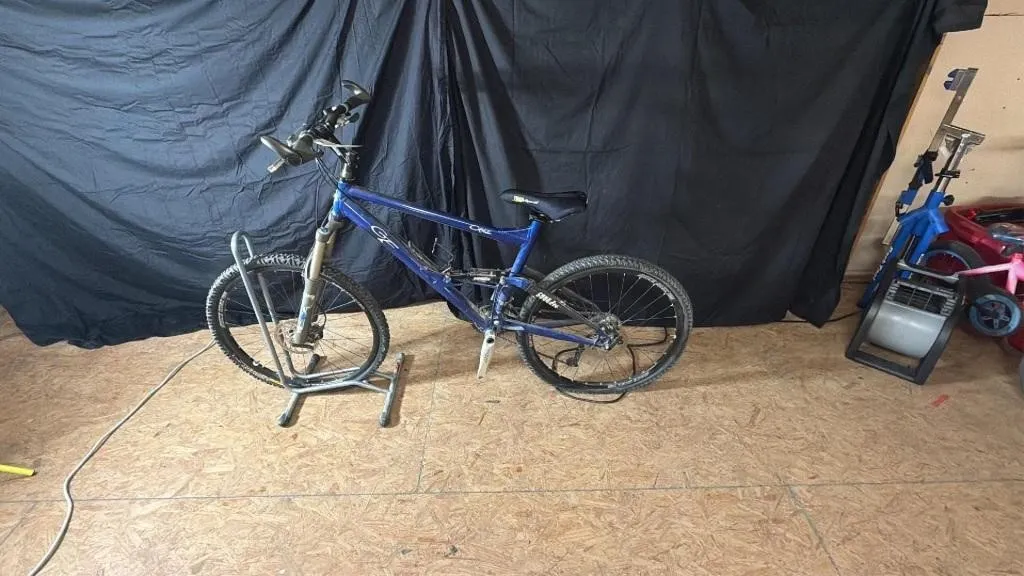 CAKE Z DLX GENESIS MOUNTAIN BIKE 27 SPD