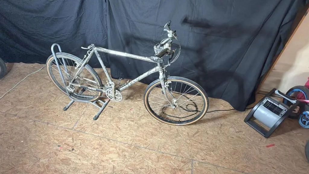 1984 ROSS MT WHITNEY MOUNTAIN BIKE