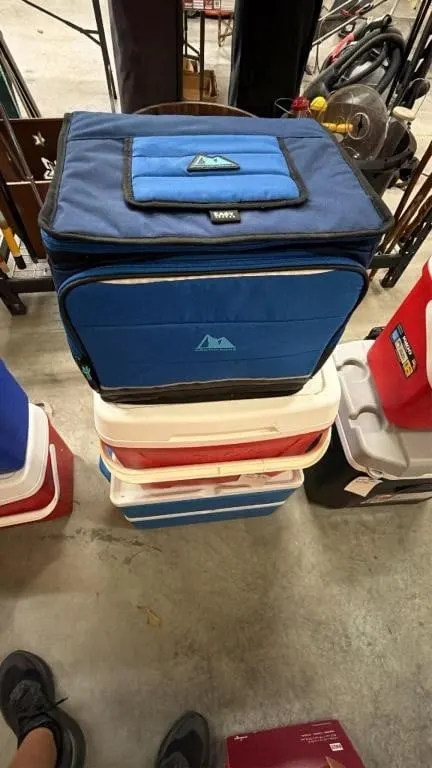 Cooler Assortment: Igloo and Soft-Sided