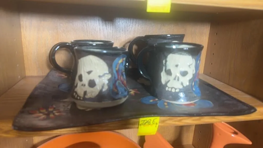 AMY POTTERY