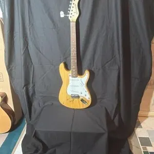 Huntington Electric Guitar with Signatures