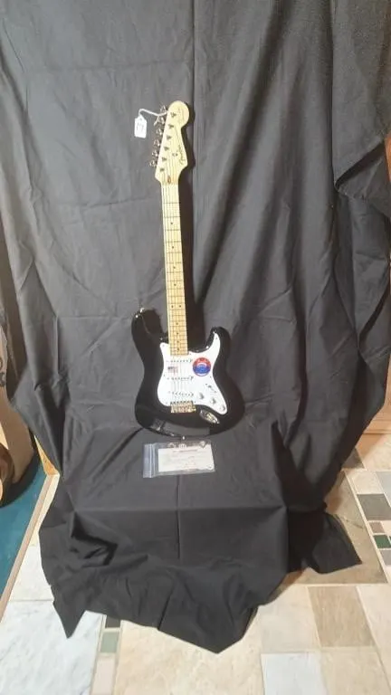 Fender Stratocaster Electric Guitar ERIC CLAPTON