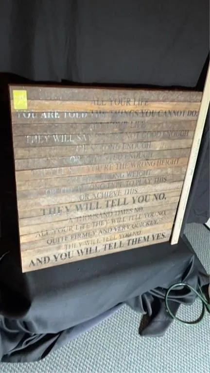 TOBACCO BARN WOODEN MOTIVATIIONAL PIECE