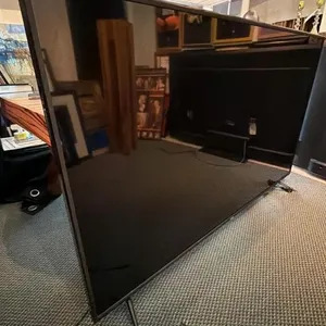 VIZIO Flat Screen Television 76inch