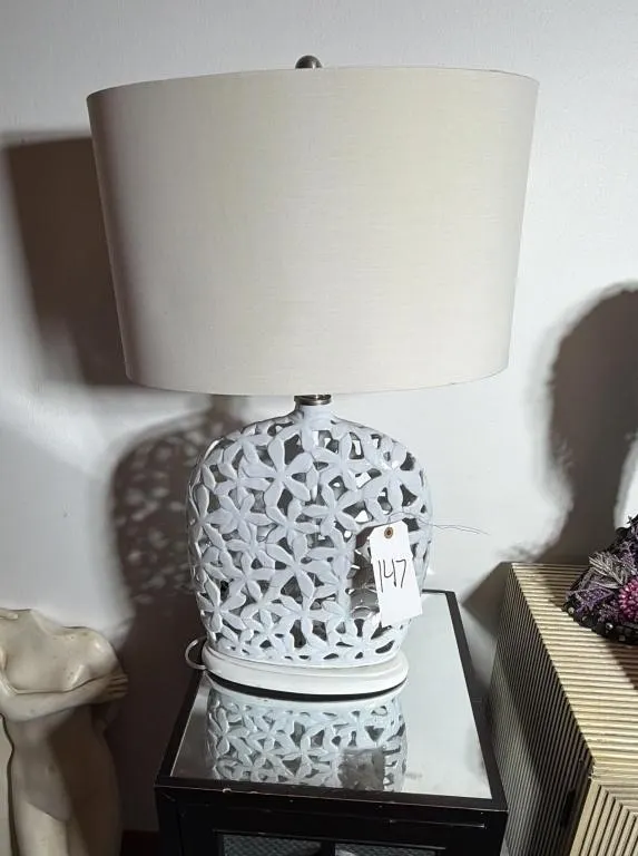 White Openwork Floral Table Lamp