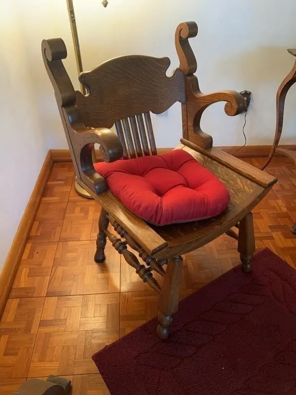 Antique Carved Quartersawn Tiger Oak Armchair with