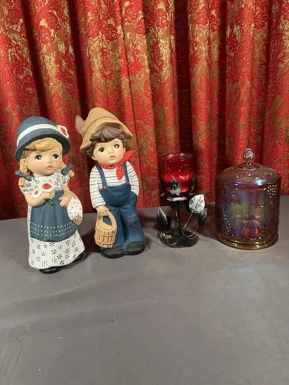 Collectible Ceramic Figurine Pair Carnival Glass J