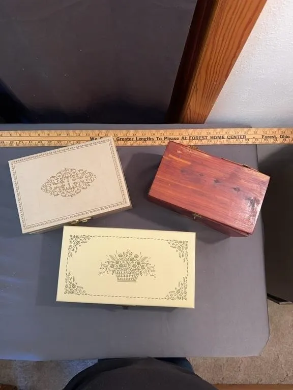 Jewelry Boxes and Cedar Keepsake Chest Lot
