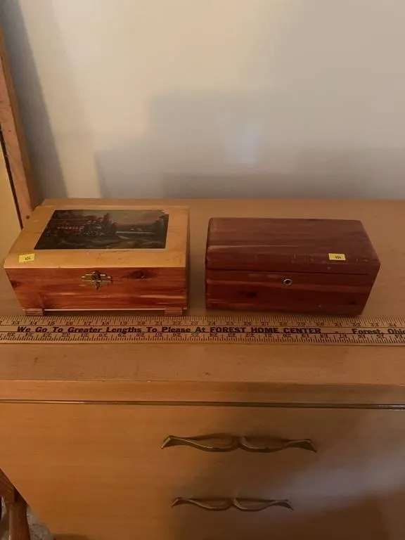 Lane Miniature Cedar Chest and Cottage Scene Woode