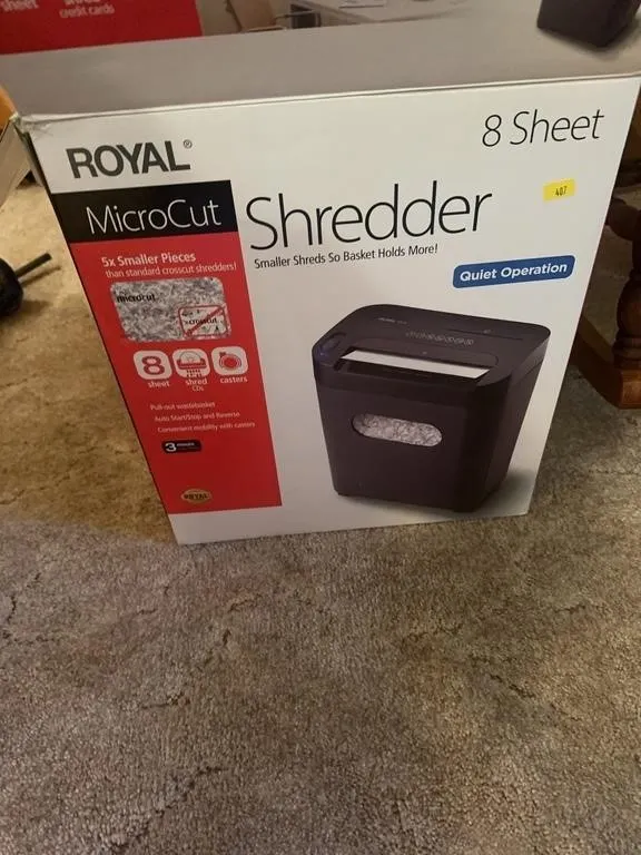 Royal MC8 Eight Sheet MicroCut Paper and Media Shr