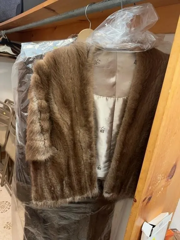Genuine Mink Fur Full Length Coat and Mink Capelet