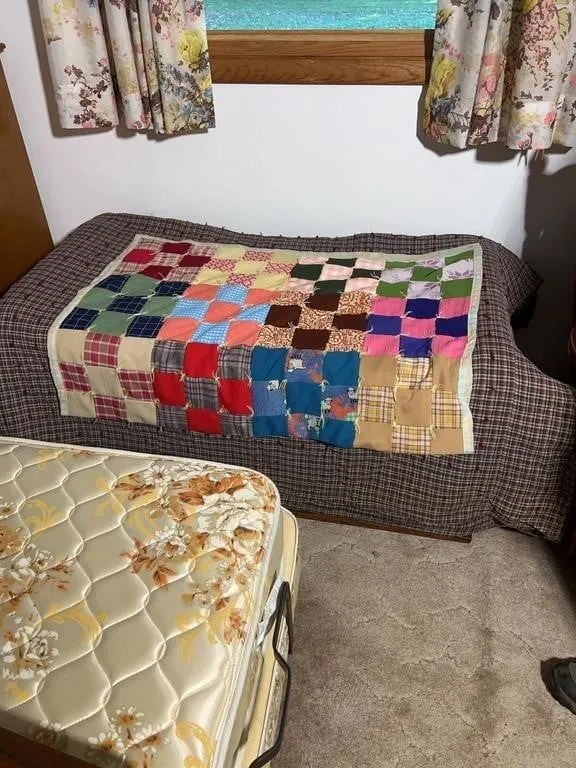 Handcrafted Patchwork Tied Quilt Blanket with Plai