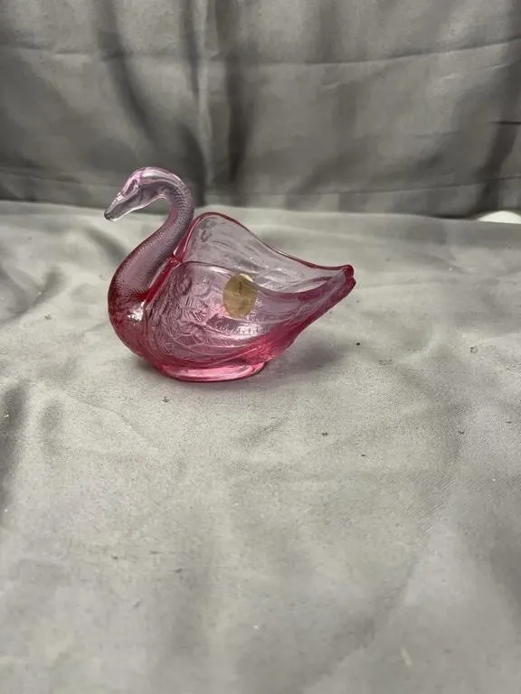 Fenton Glass Rose Pink Swan Trinket Dish Figurine