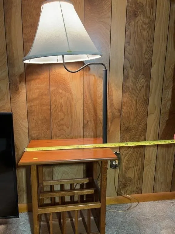 Mission Shaker Style Oak Magazine Table with Attac