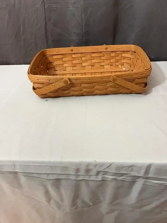 1989 Longaberger Handwoven Woven Splint Casserole