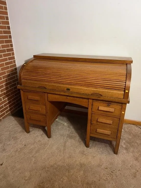 Antique Golden Oak Roll Top Desk with Fitted Inter