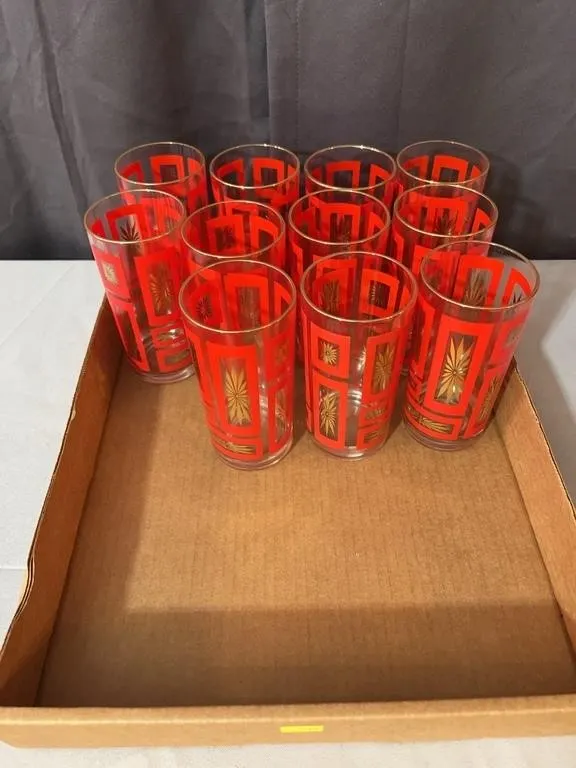 Mid Century Orange and Gold Geometric Tumbler Drin
