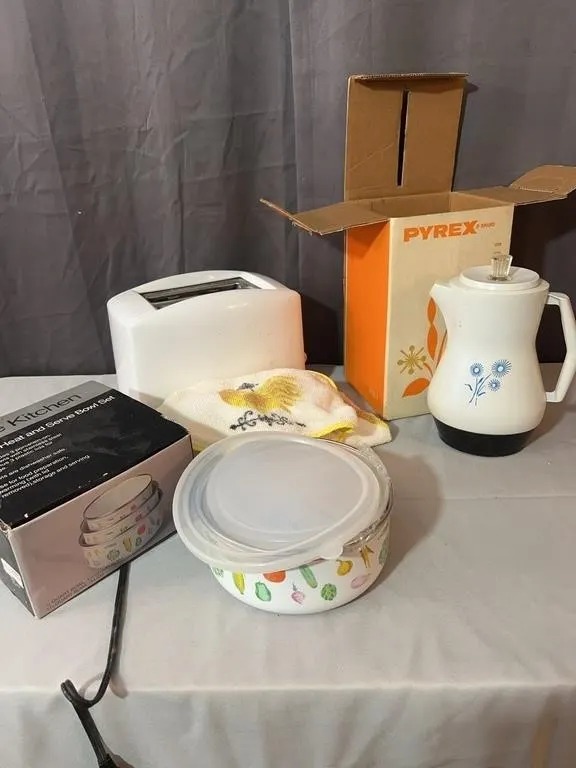 Pyrex Percolator Hamilton Beach Toaster Kobe Bowls