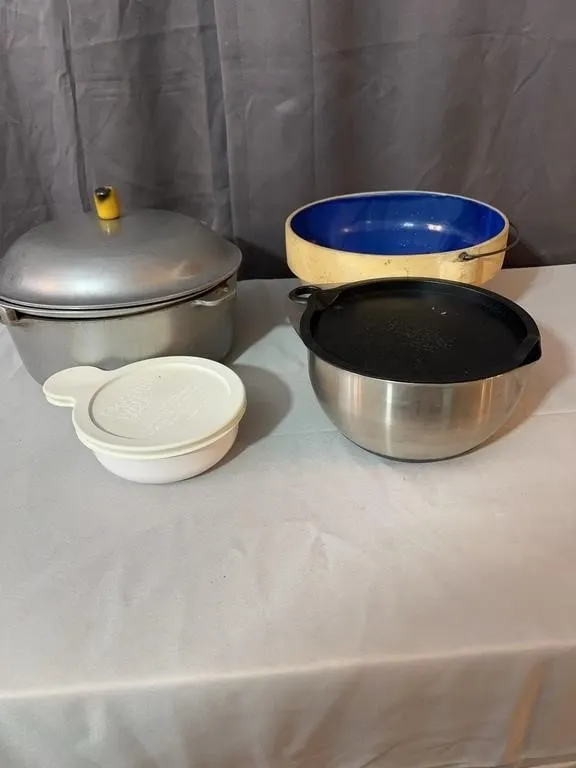 Assorted Cookware Lot Featuring Stoneware Bail Bow