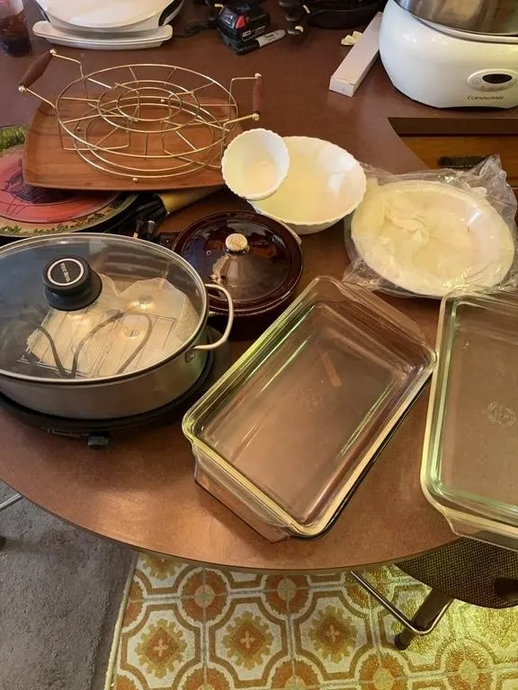 West Bend Versatility Slow Cooker Pyrex Bakeware a